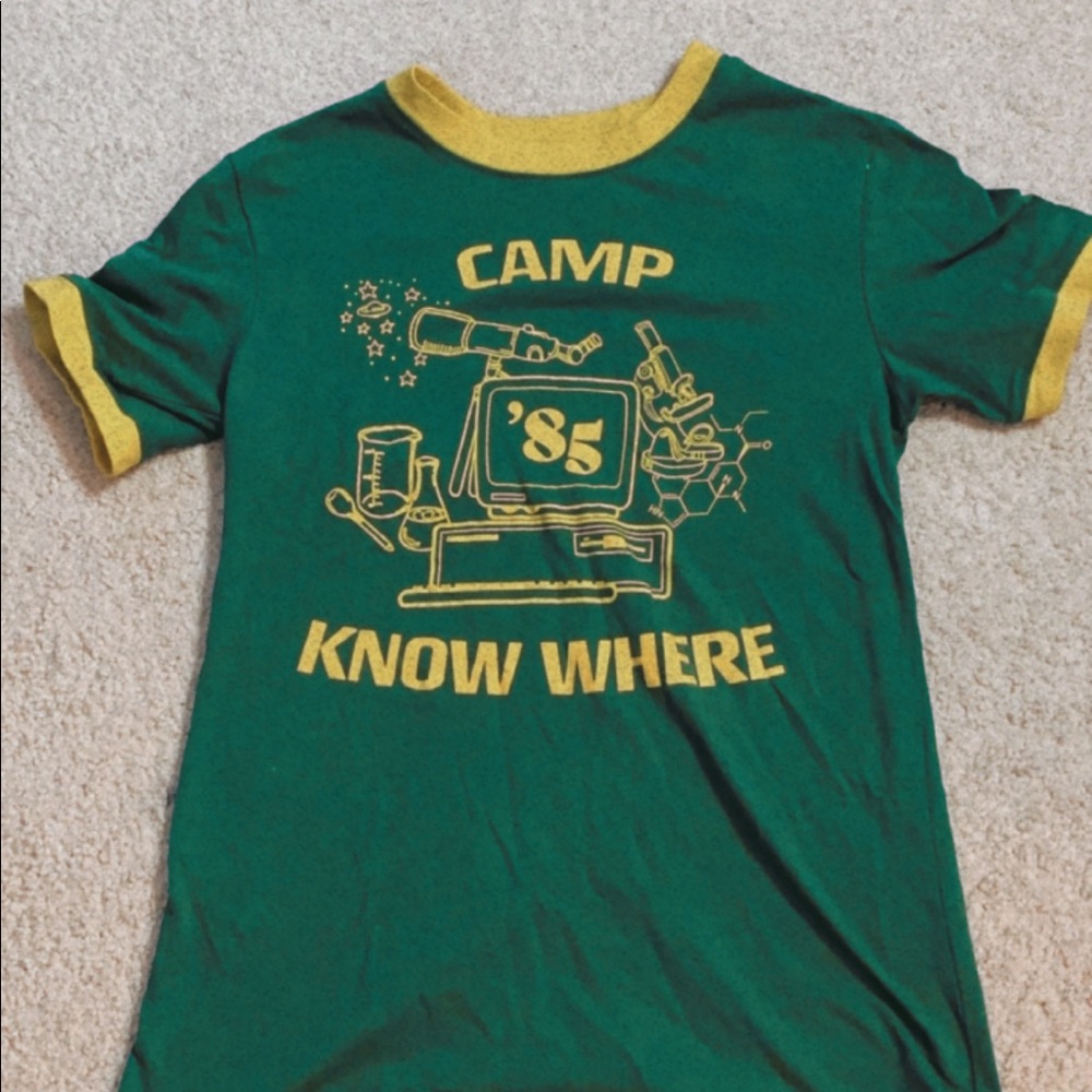 STRANGER THINGS TEE